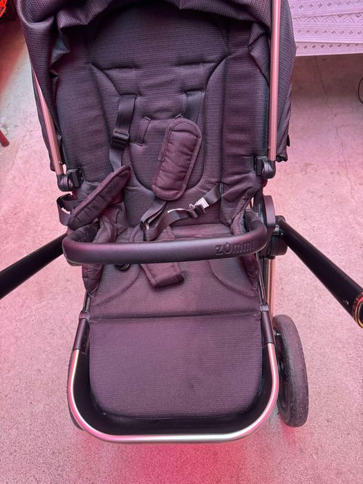 Carucior zummi 3 in 1 , calitate nota 10 . Curat si impecabil .
