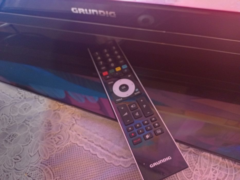Телевизор Грундиг