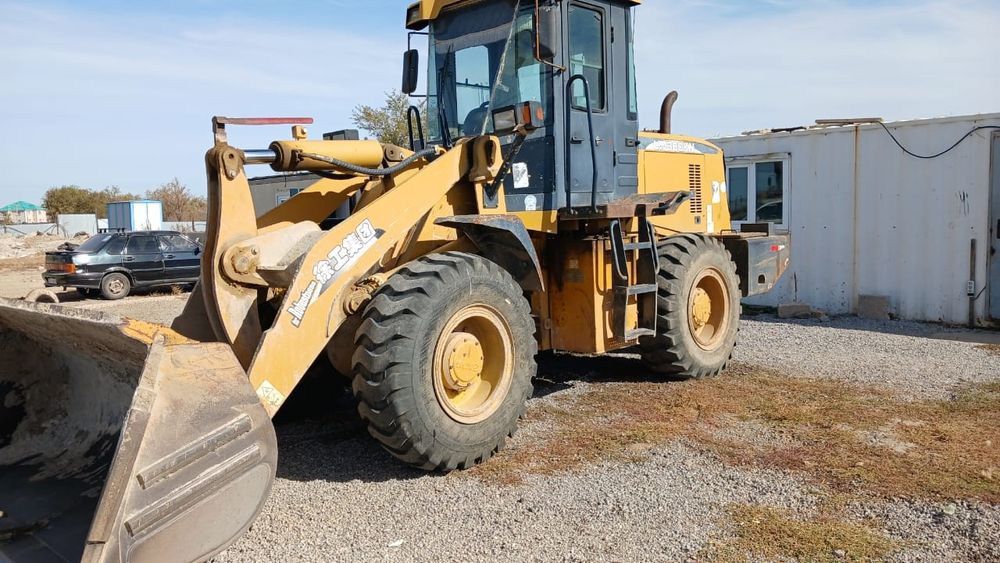 Продам погрузчик