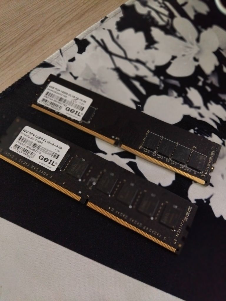 Оперативная память Geil DDR4 2400MHz 2x4Gb