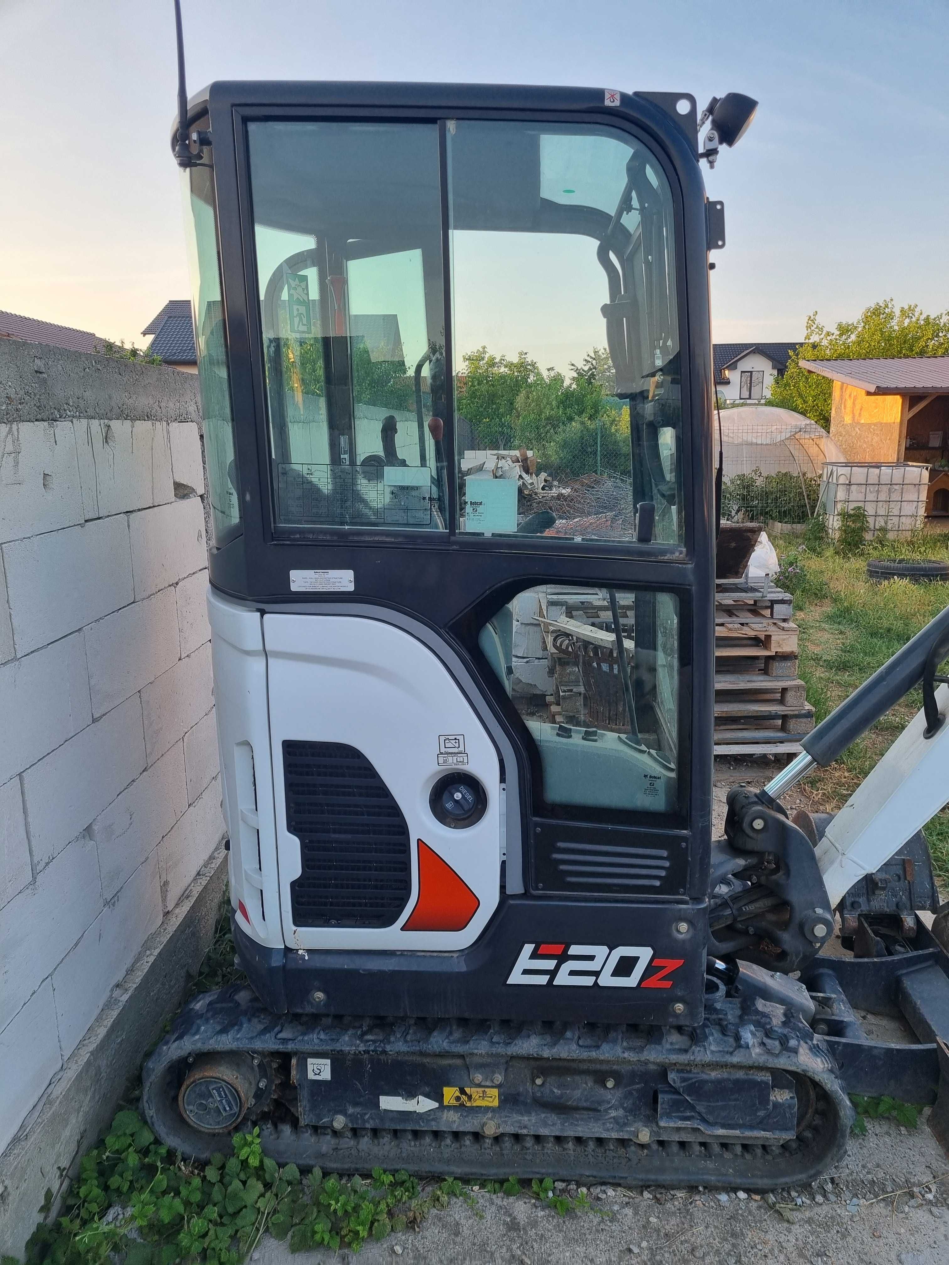 Mini Excavator BobCat E2.0Z