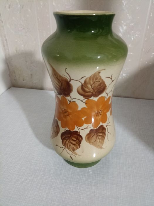 Продам вазу керамика