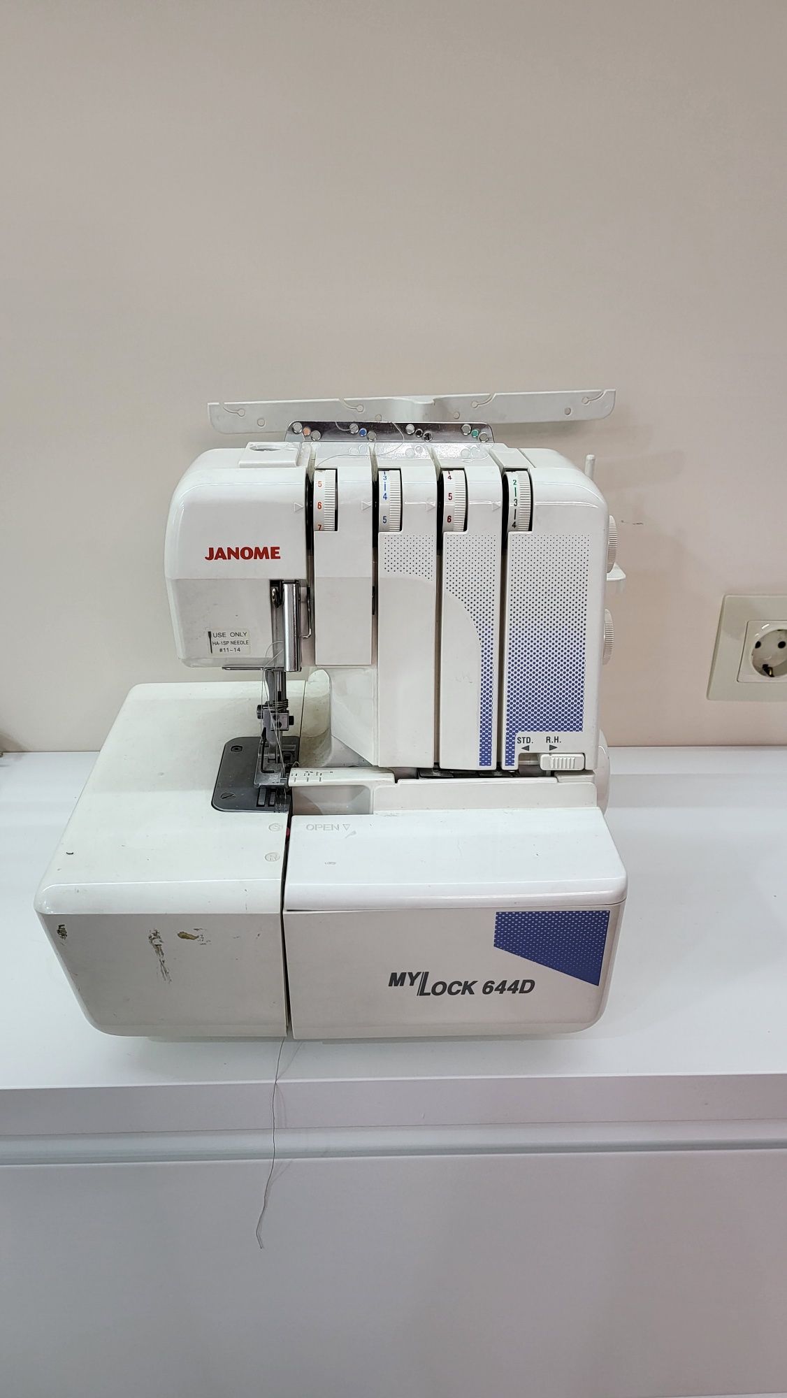 Оверлог janome 644d