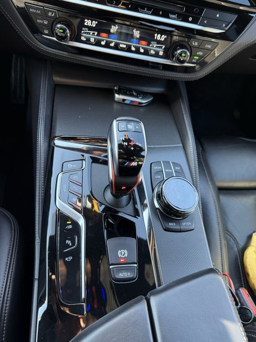 Vand sau schimb BMW M5