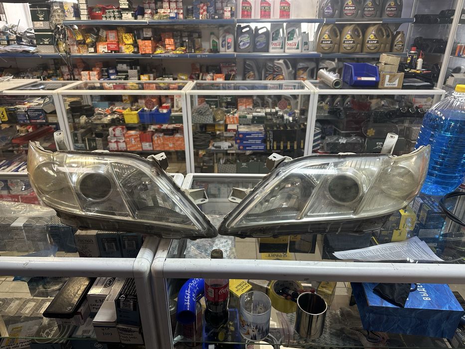 Фары Camry 40 оригинал