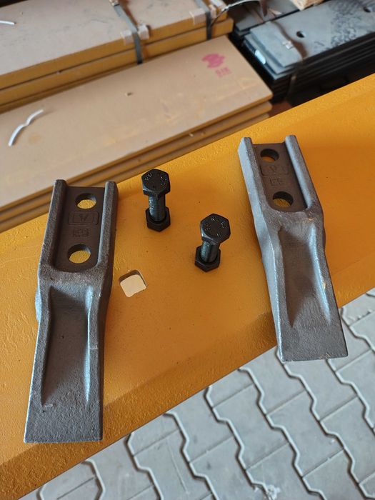 Dinți de cupă / Colți Wacker Neuson