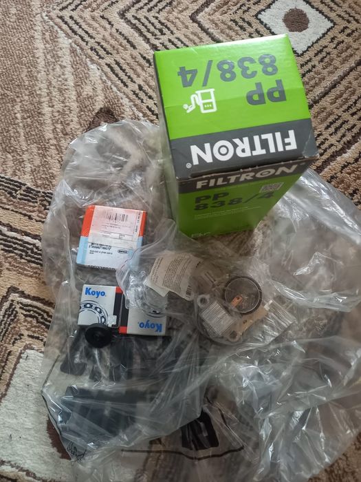 Продам запчасти на хёндай теракан 2.9.