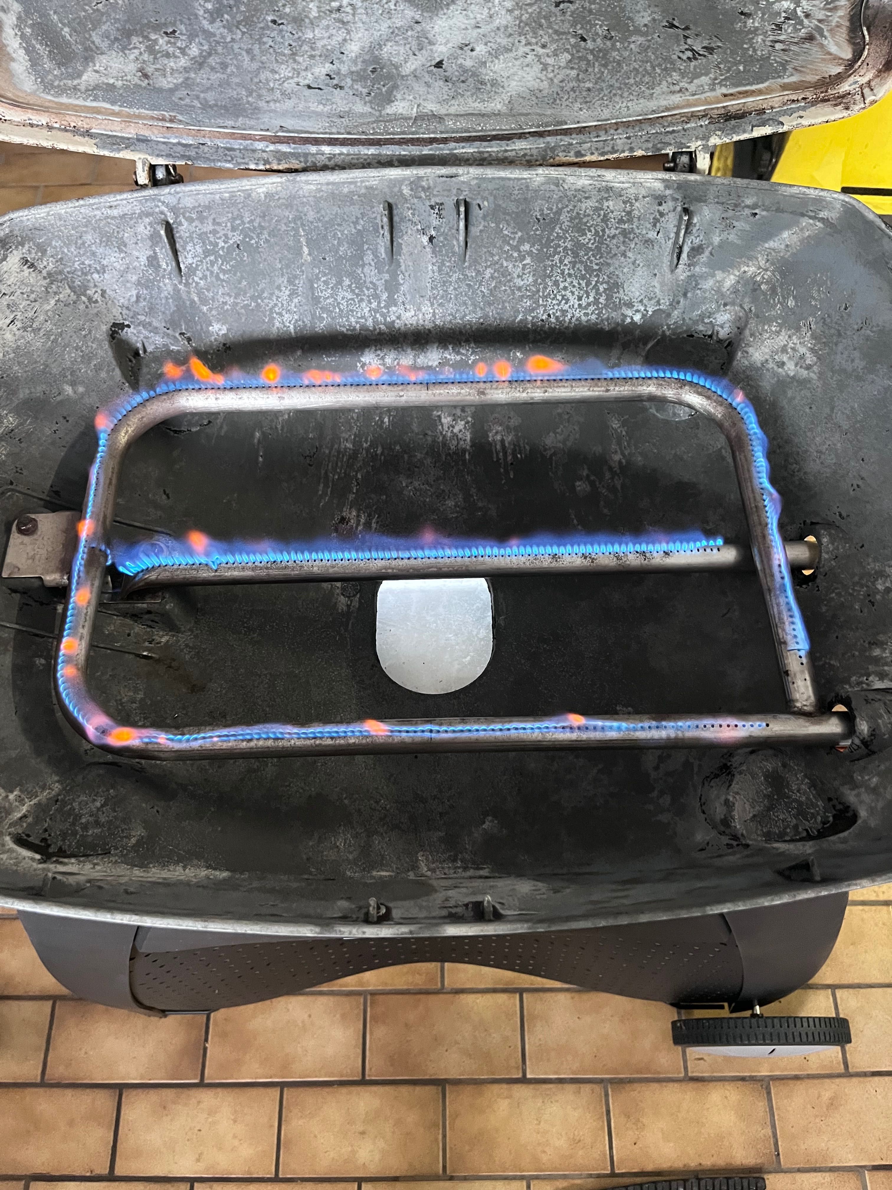 Газови Барбекюта Weber Q3200/Q3000