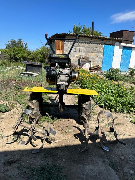 Мотоблок Целина Т70Ц