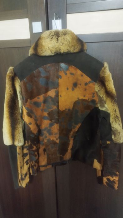Продам женскую куртку