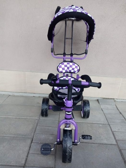 Продавам колела внос от Германия детска триколка със сенник CHIPOLINO