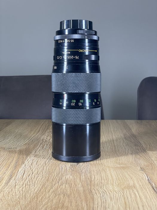 Обектив SOLIGOR 75~205mm f3.5 macro
