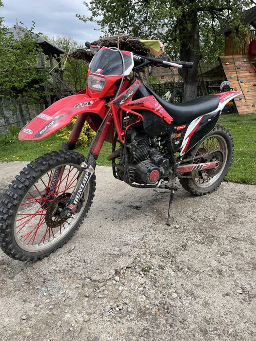 Cross 150cc.