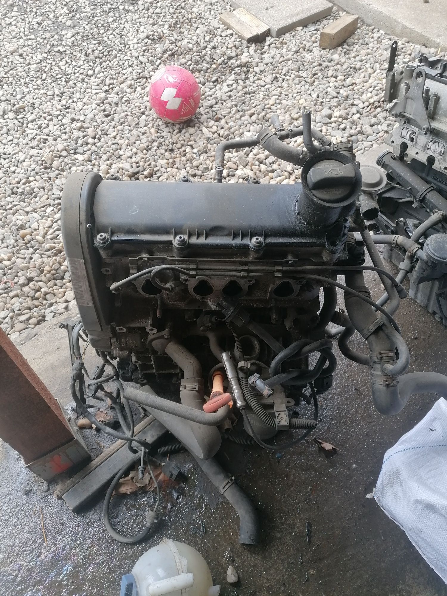 Motor vw golf5  1.6 bse