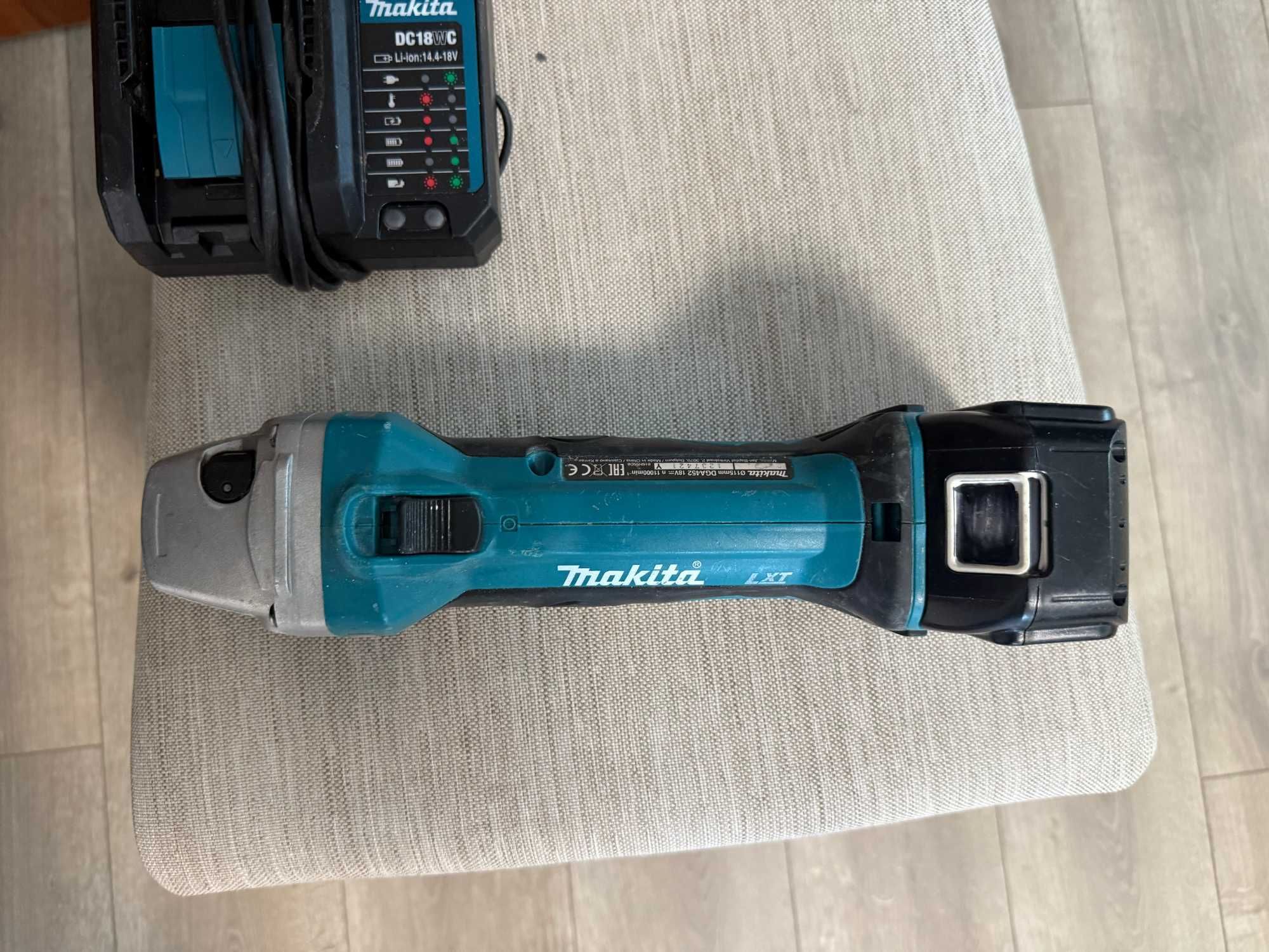 Makita DGA452 Флекс