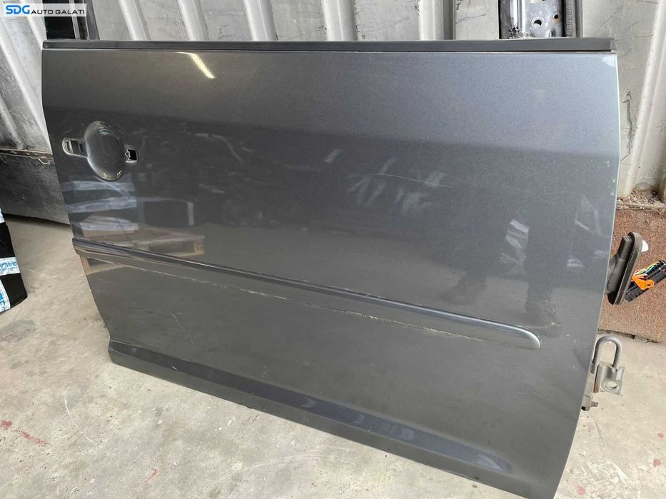 Usa Usi Portiera Portiere Dreapta Fata Dezechipata cu Imperfectiuni Volkswagen Touran 1T2 2007 - 2010 Cod Culoare LD7X [2579]