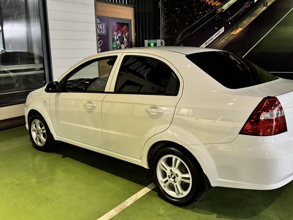 Некся 3 не битая не крашеная