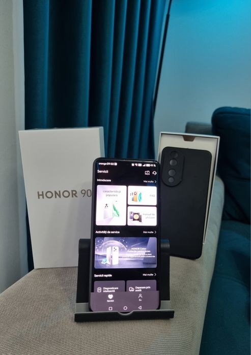 Honor 90 /12 GB RAM /512GB