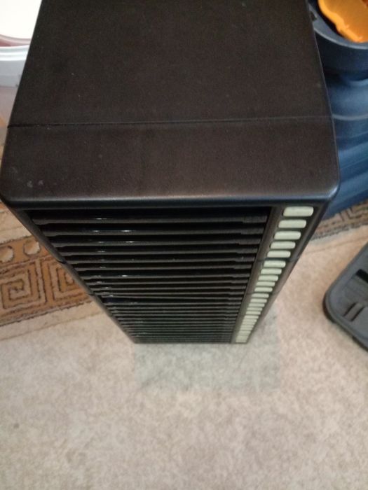 Бокс   для   дисков