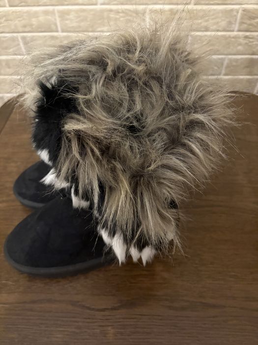 ghete tip UGG 38