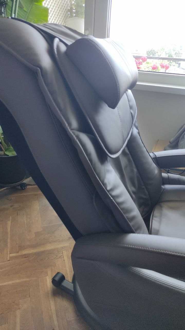 Продавам масажно кресло / стол Alpha Techno AT-699I