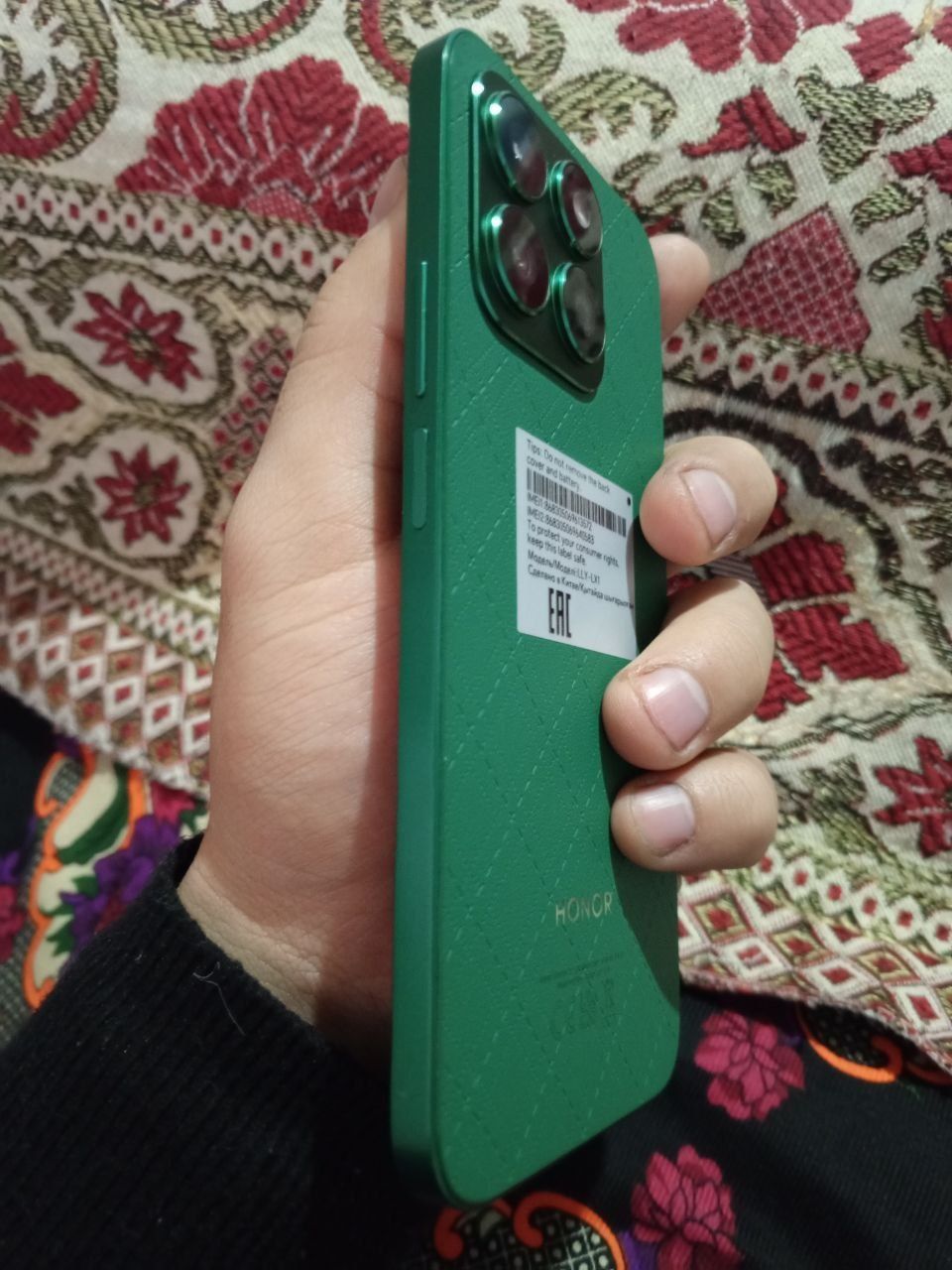 Honor x8b xotira 256gb holati ideal yangi