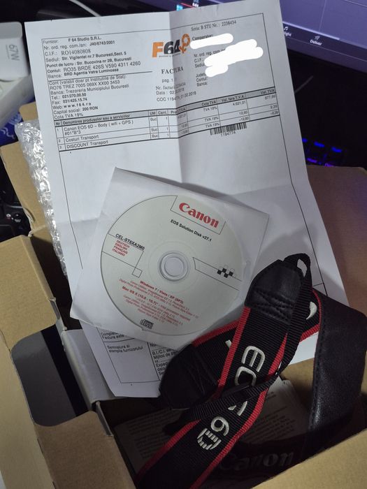 Canon 6D body - Full Box