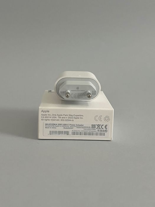 Нов оригинален адаптер за айфон 25W (iPhone 17) (Apple) Fast Charge