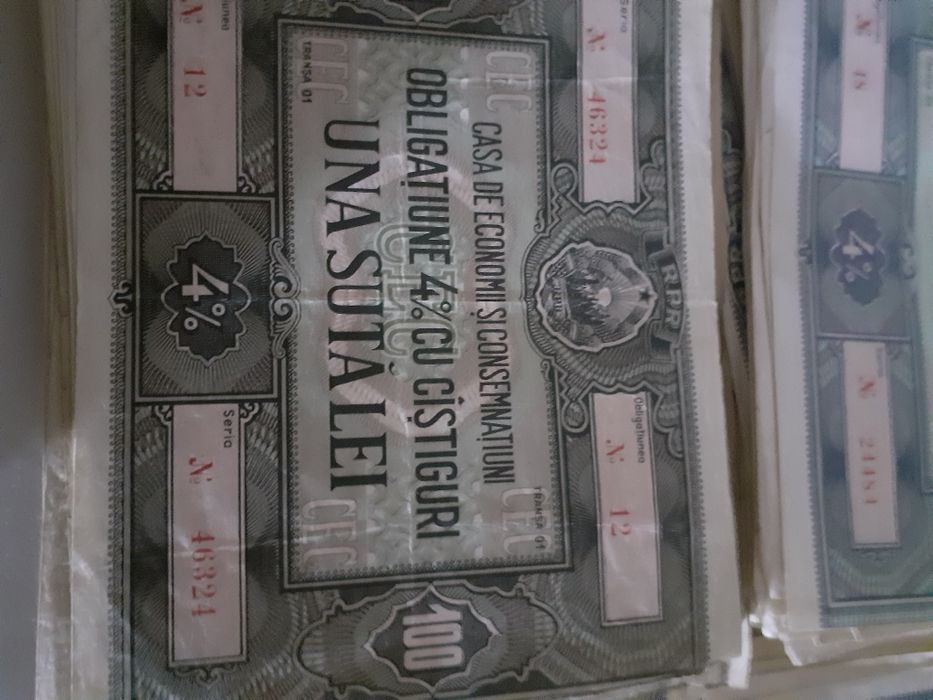 Vand monede de colecție