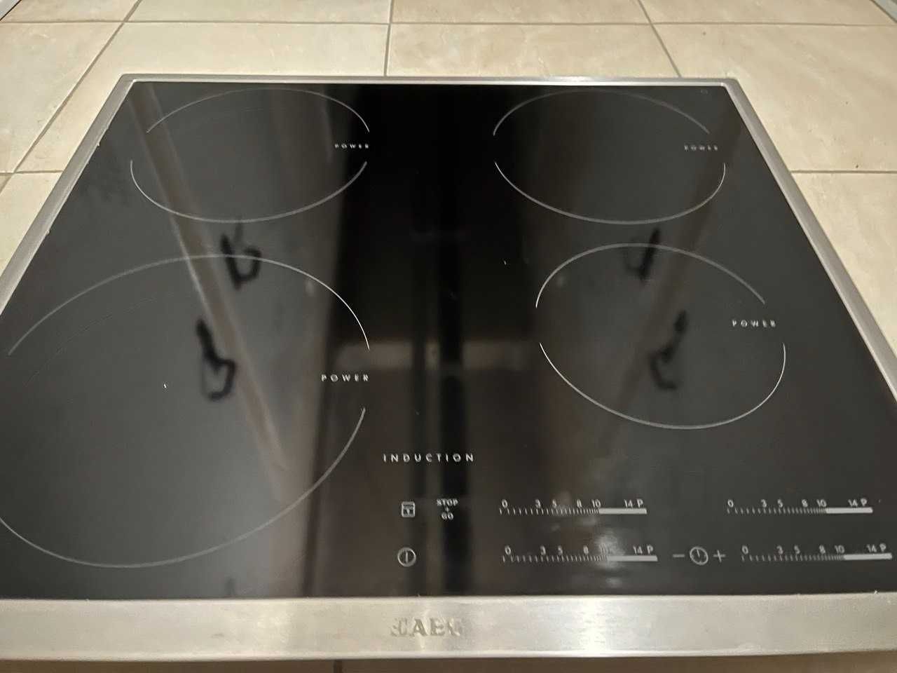 Индукционен плот за вграждане AEG 4 котлона готварски
