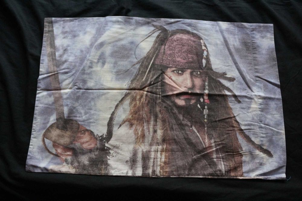 Fata de perna Jack Sparrow, Piratii din Caraibe