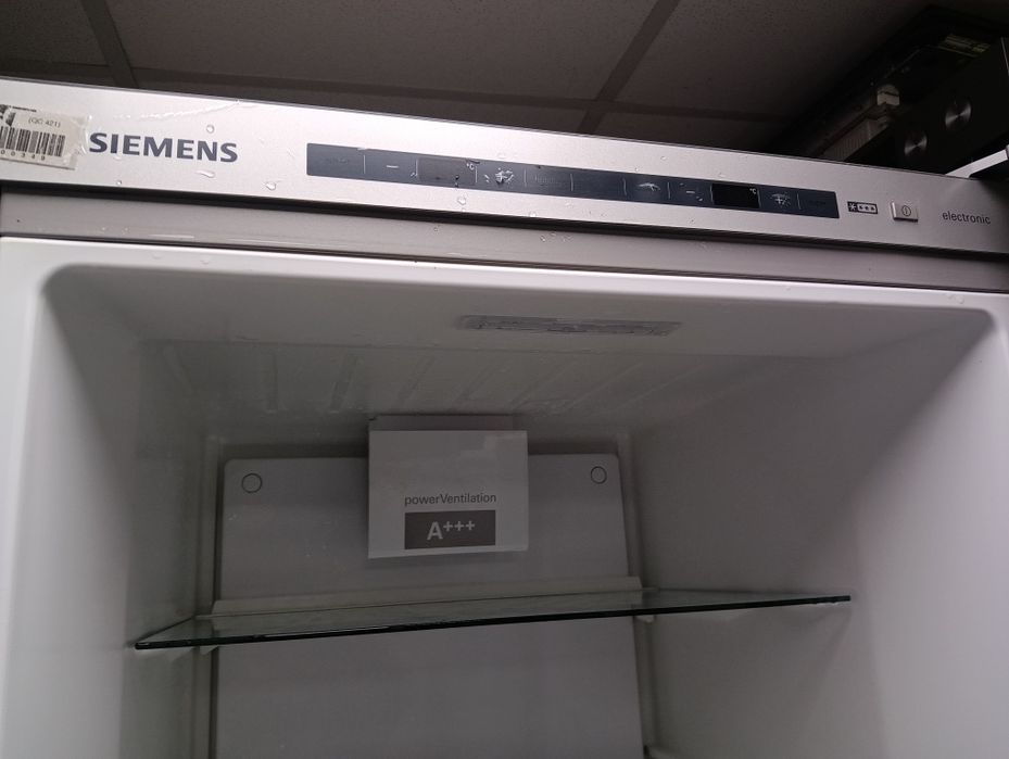 Иноксов комбиниран хладилник с фризер Сименс Siemens 2 години гаранция