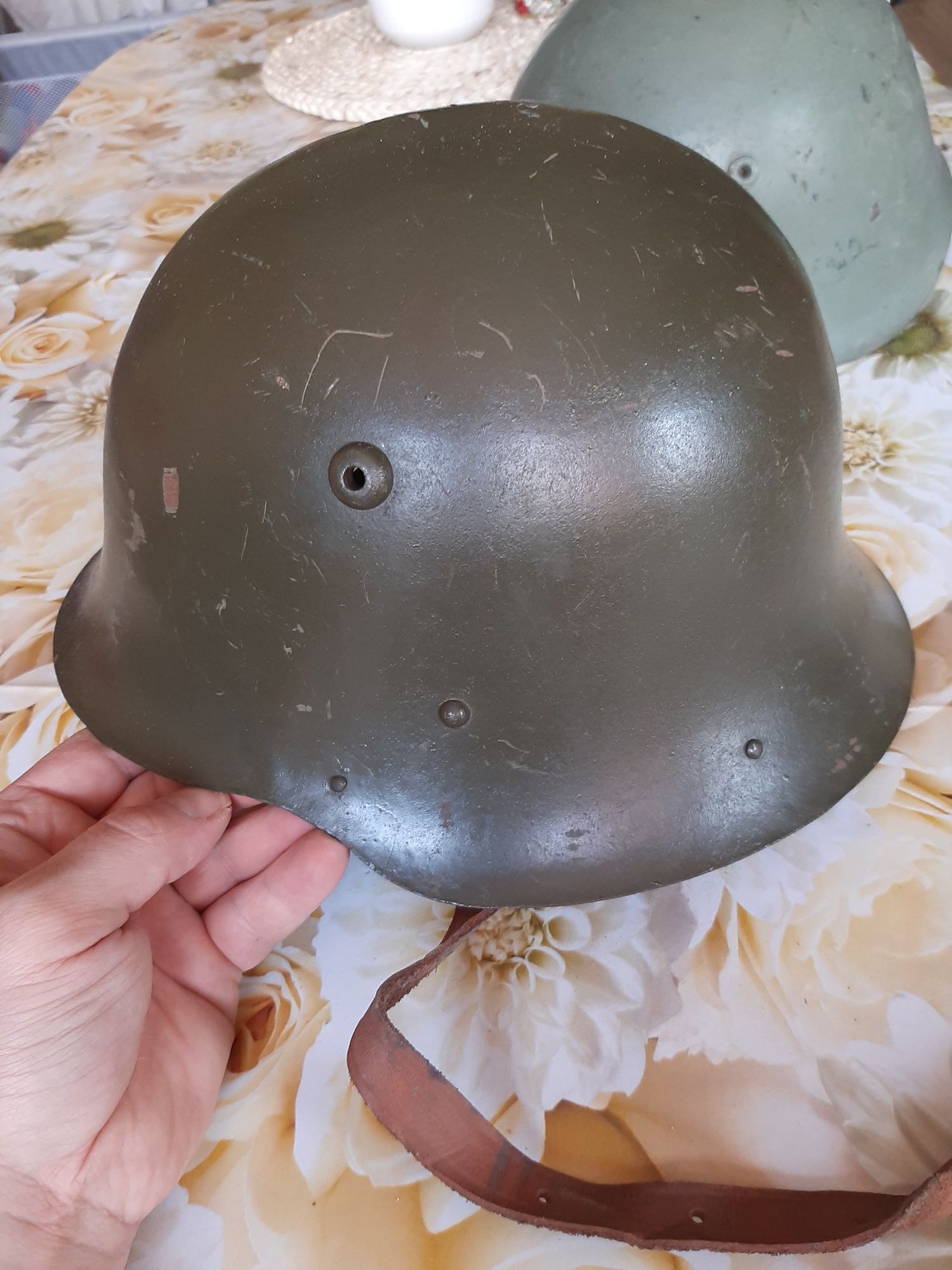 Военна каска нова