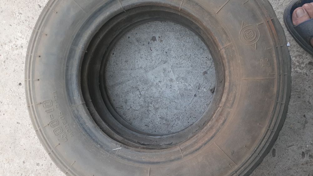 Продам резину на мото плуг