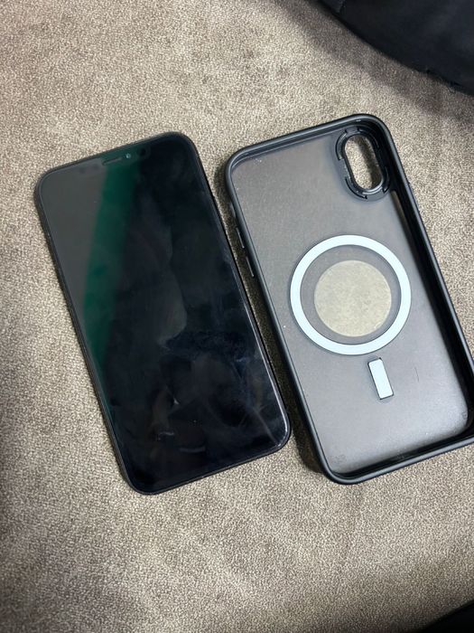 Продам iphone xr 64gb