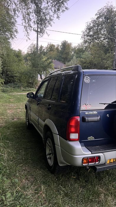 Vand sau schimb cu Duba Suzuki Grand Vitara 2.0 benzina