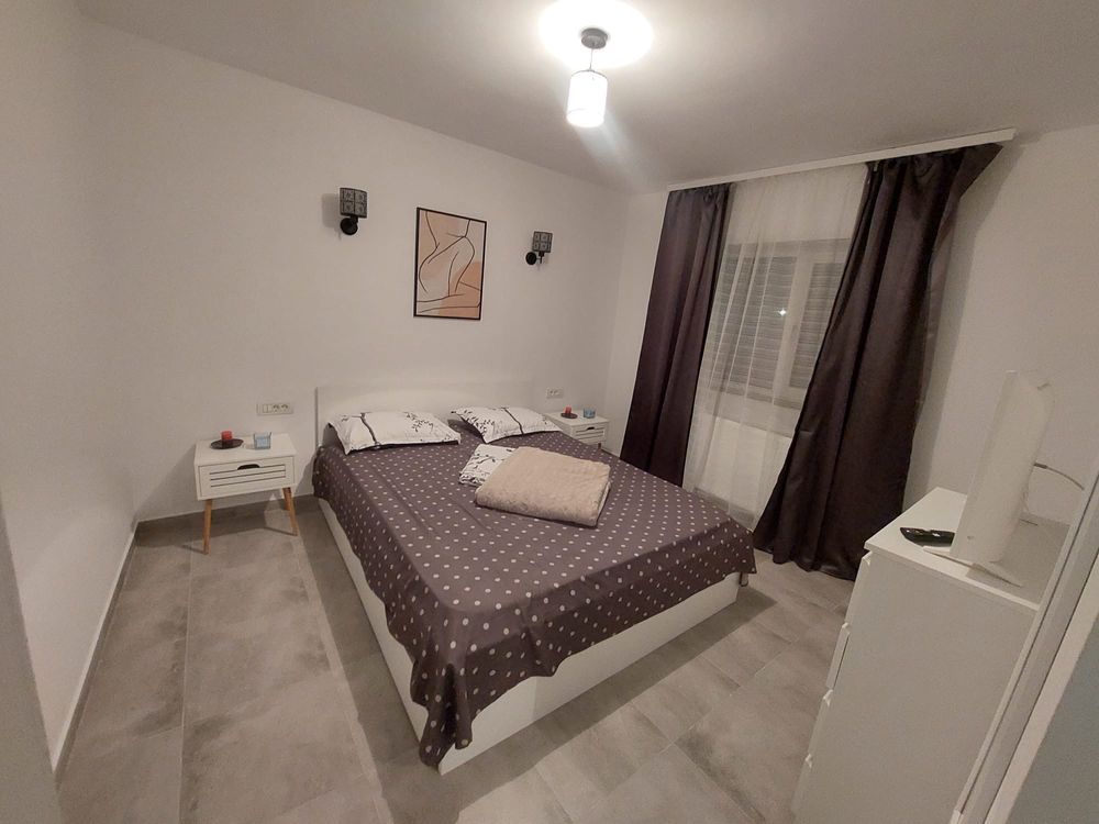 Inchiriez apartament -sezon estival -Tuzla