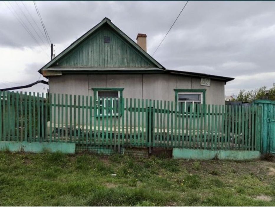 Продам земельный участок с домом район старый мясокомбинат угловой