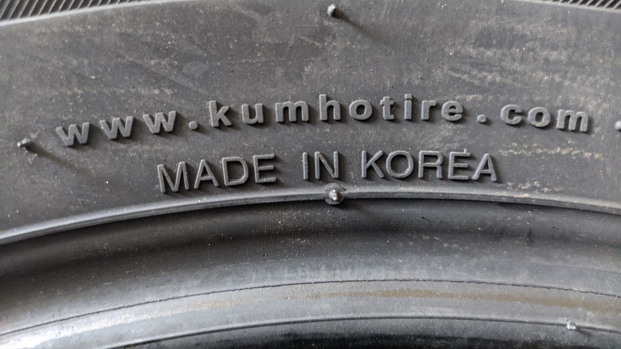 215/65R16 Kumho Korea