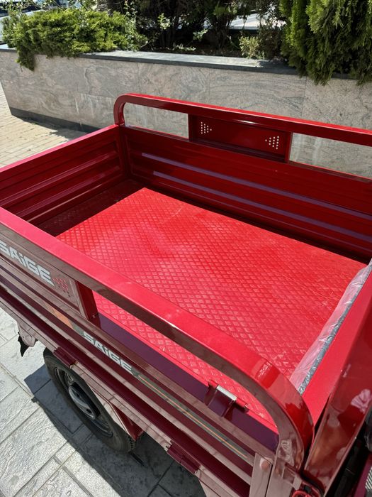 Triciclu electric de marfă