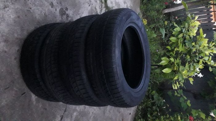 Set 4 anvelope de VARA Pirelli 175/65 R15
