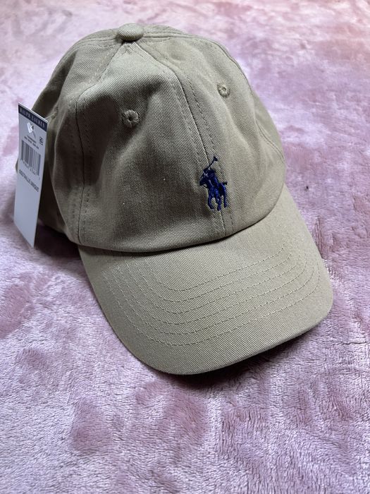 Sapca crem/ bej noua