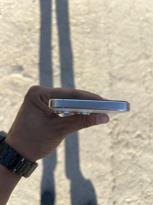Iphone 15 pro max sim esim
