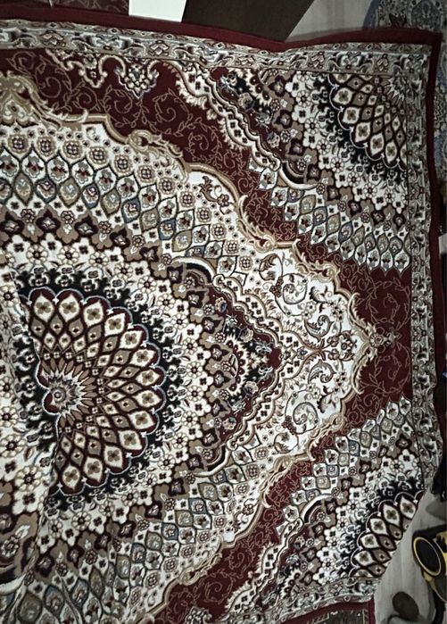 Үлкен кілем,өте жақсы сападағы