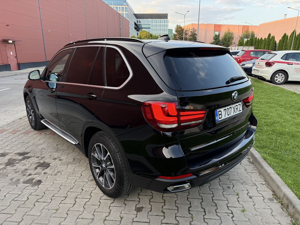BMW X5-3.0d-313Cp-Navi-Pano-C.Digitale-Variante-Km Reali