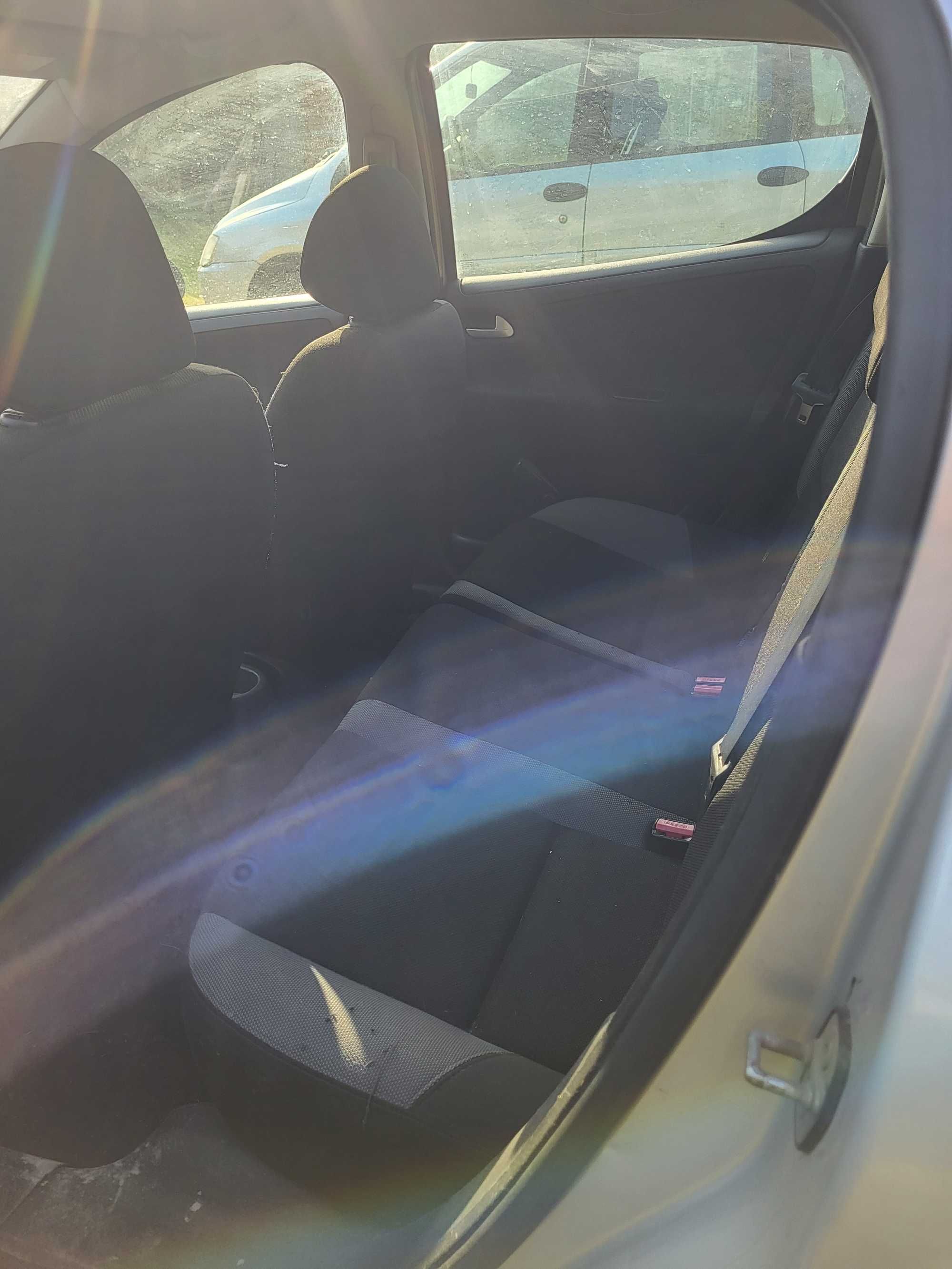 Peugeot 207 внос от Италия 2009 година