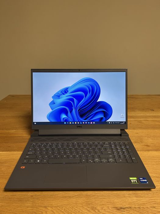 Лаптоп Dell G15 5511