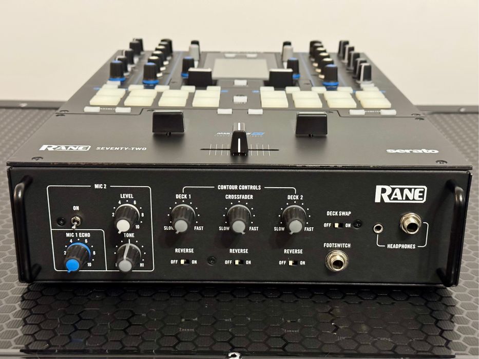 Vând mixer DJ Rane Seventy-Two