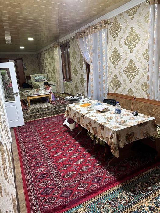 Продаётся Дом из  6 комнат