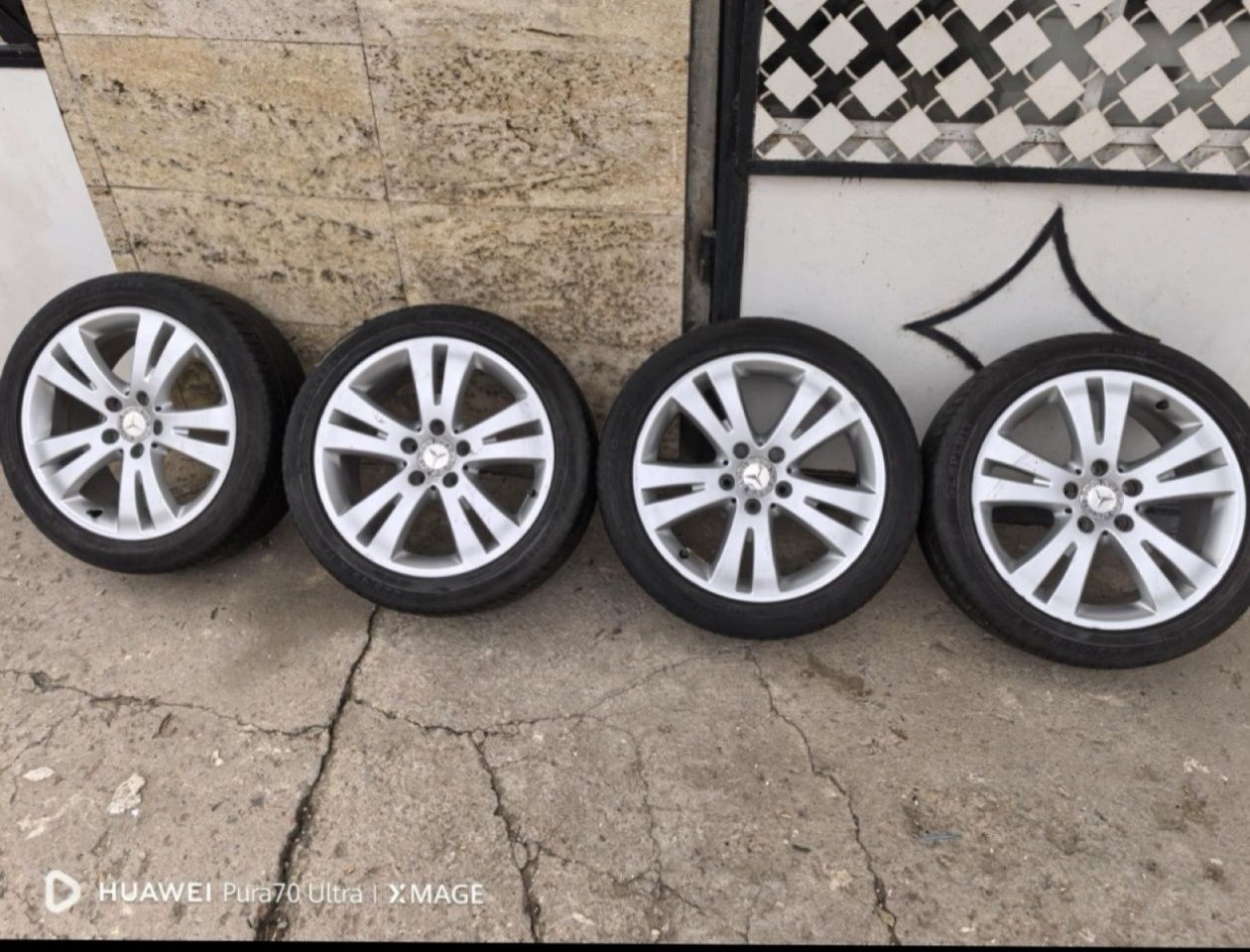 Гуми с джанти за Mercedes